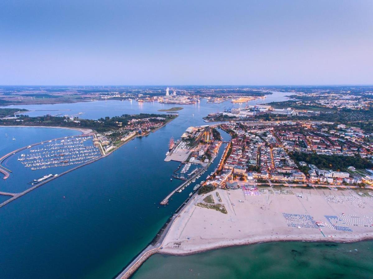 Bootshaus/ Holzdeck Lejlighed Rostock Eksteriør billede